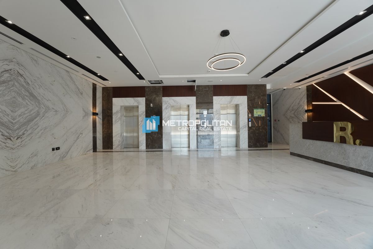 1 BR with Balcony | Canal View | Fully Furnished