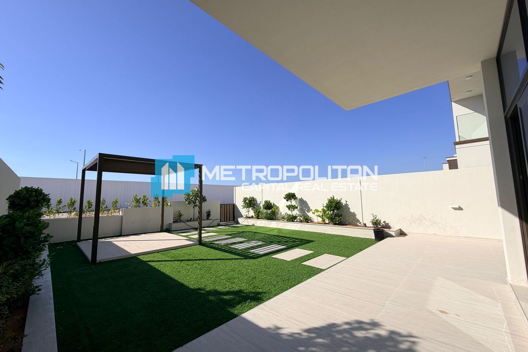 Ready to Move | 3BR w Maids | Private Garden