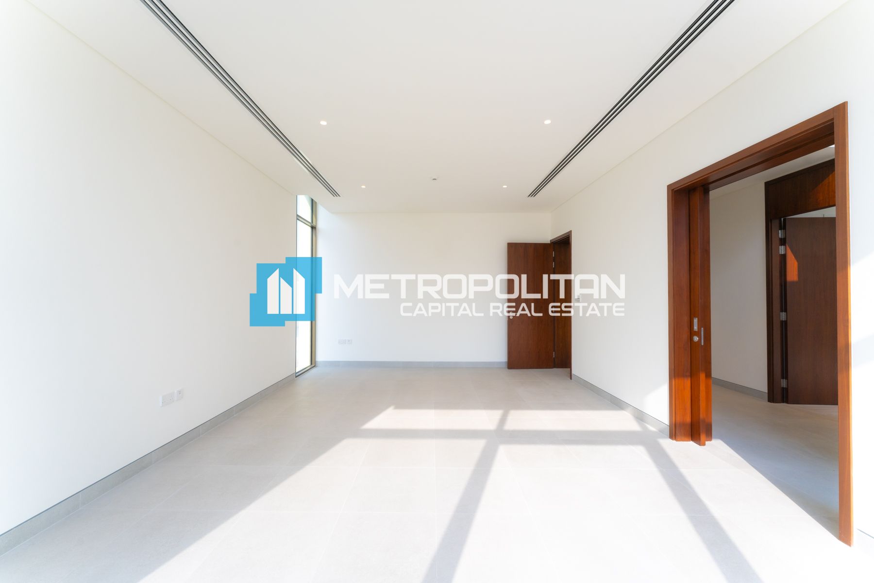 Brand New |Vacant 4BR |Single Row |Executive Type