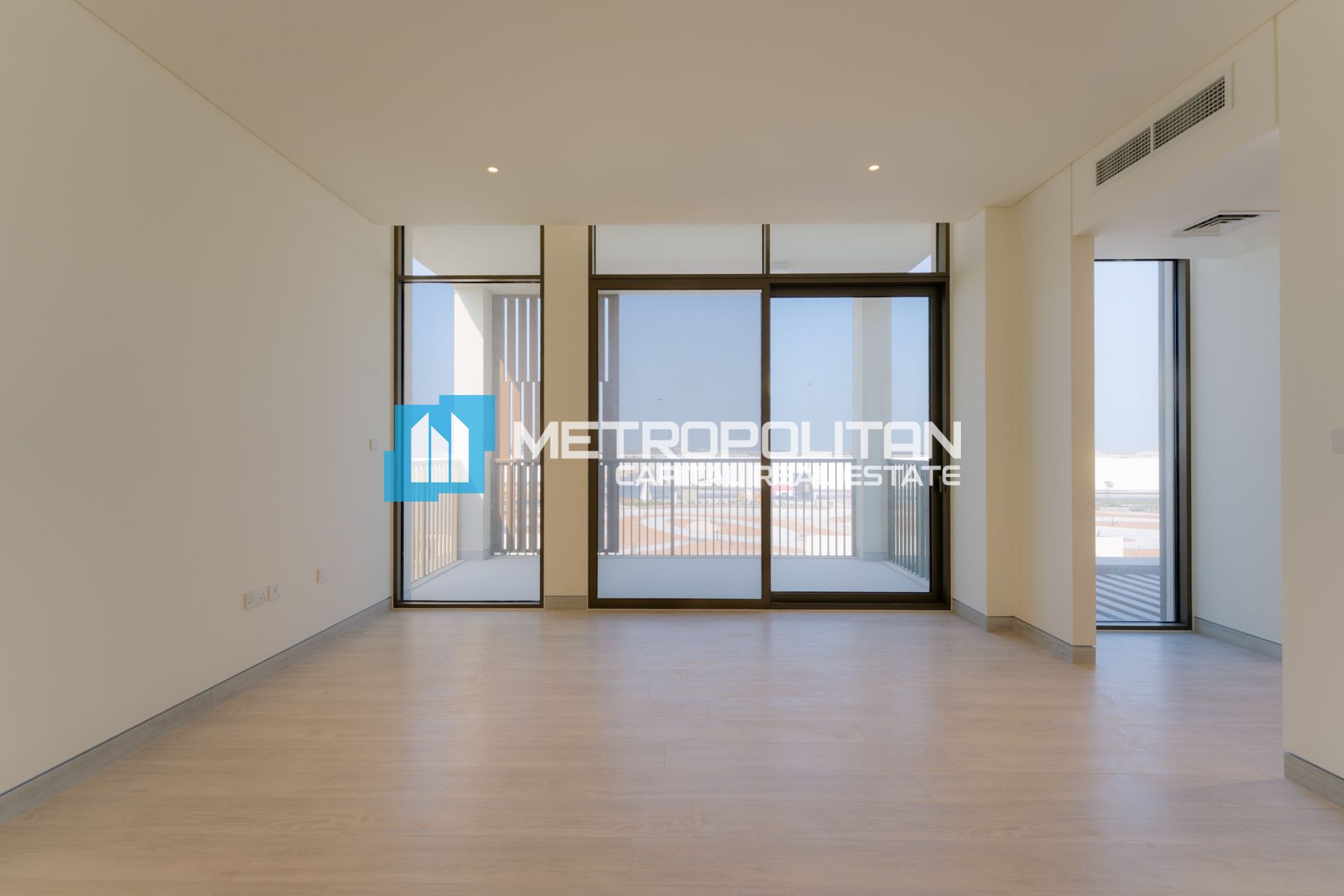 Brand New |Vacant 4BR |Single Row |Executive Type