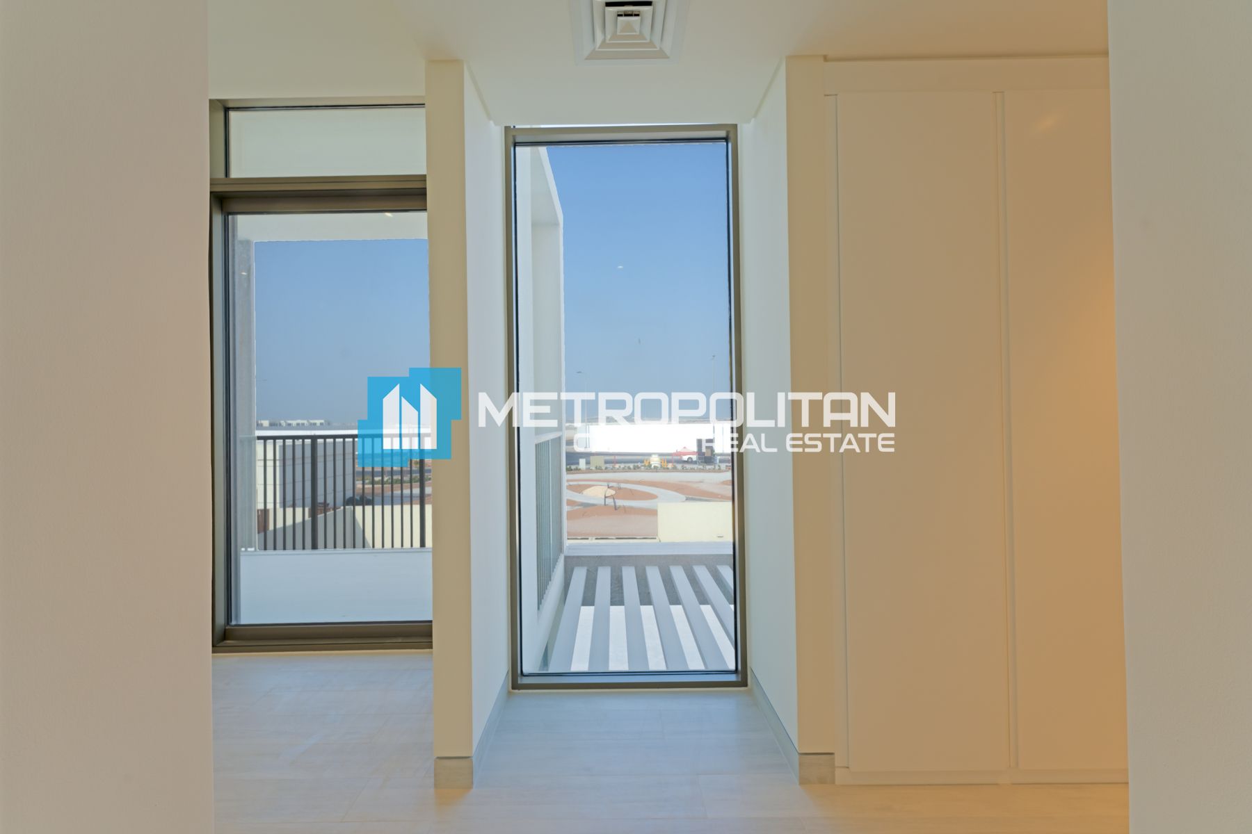 Brand New |Vacant 4BR |Single Row |Executive Type