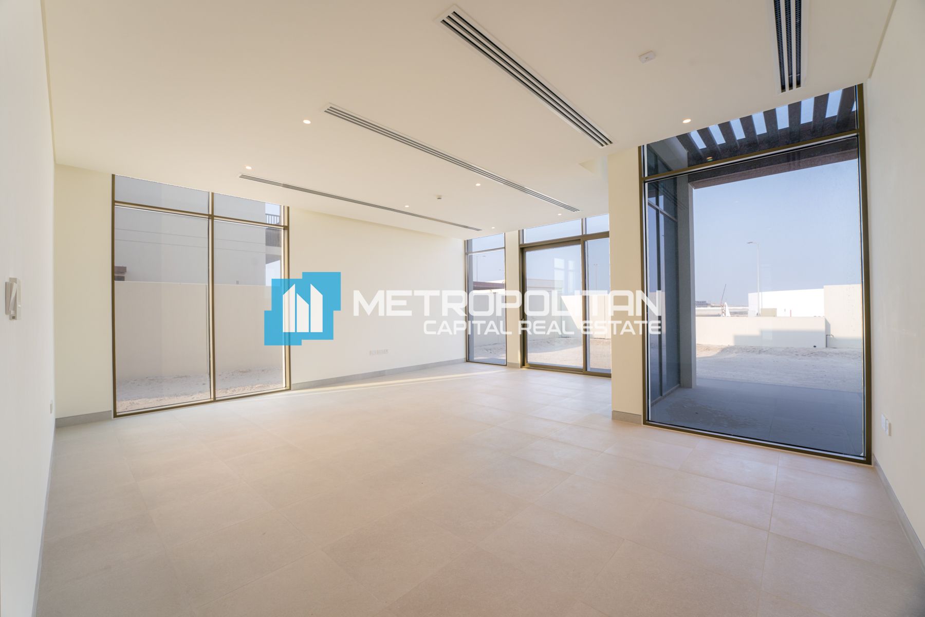Brand New |Vacant 4BR |Single Row |Executive Type