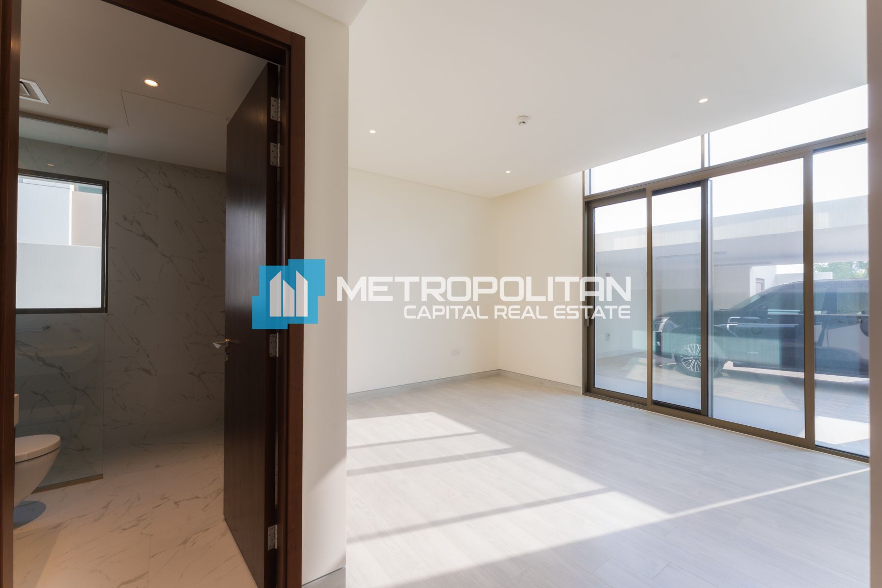 Brand New |Vacant 4BR |Single Row |Executive Type