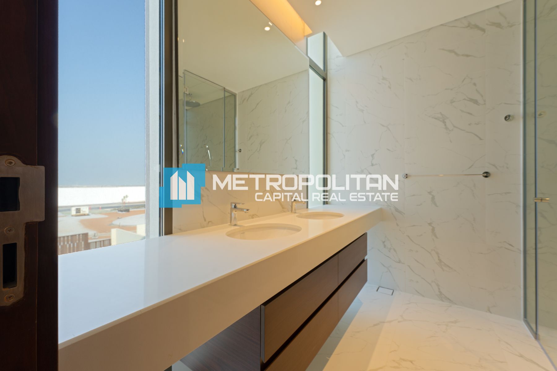 Brand New |Vacant 4BR |Single Row |Executive Type