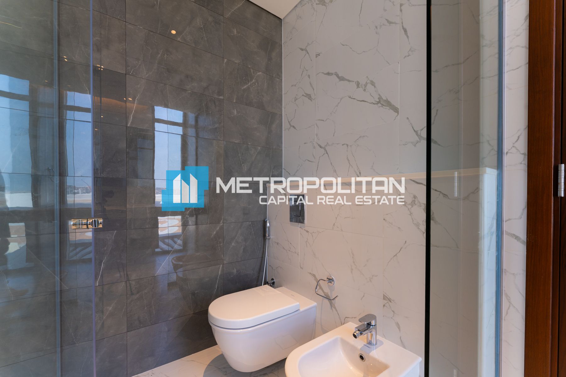 Brand New |Vacant 4BR |Single Row |Executive Type