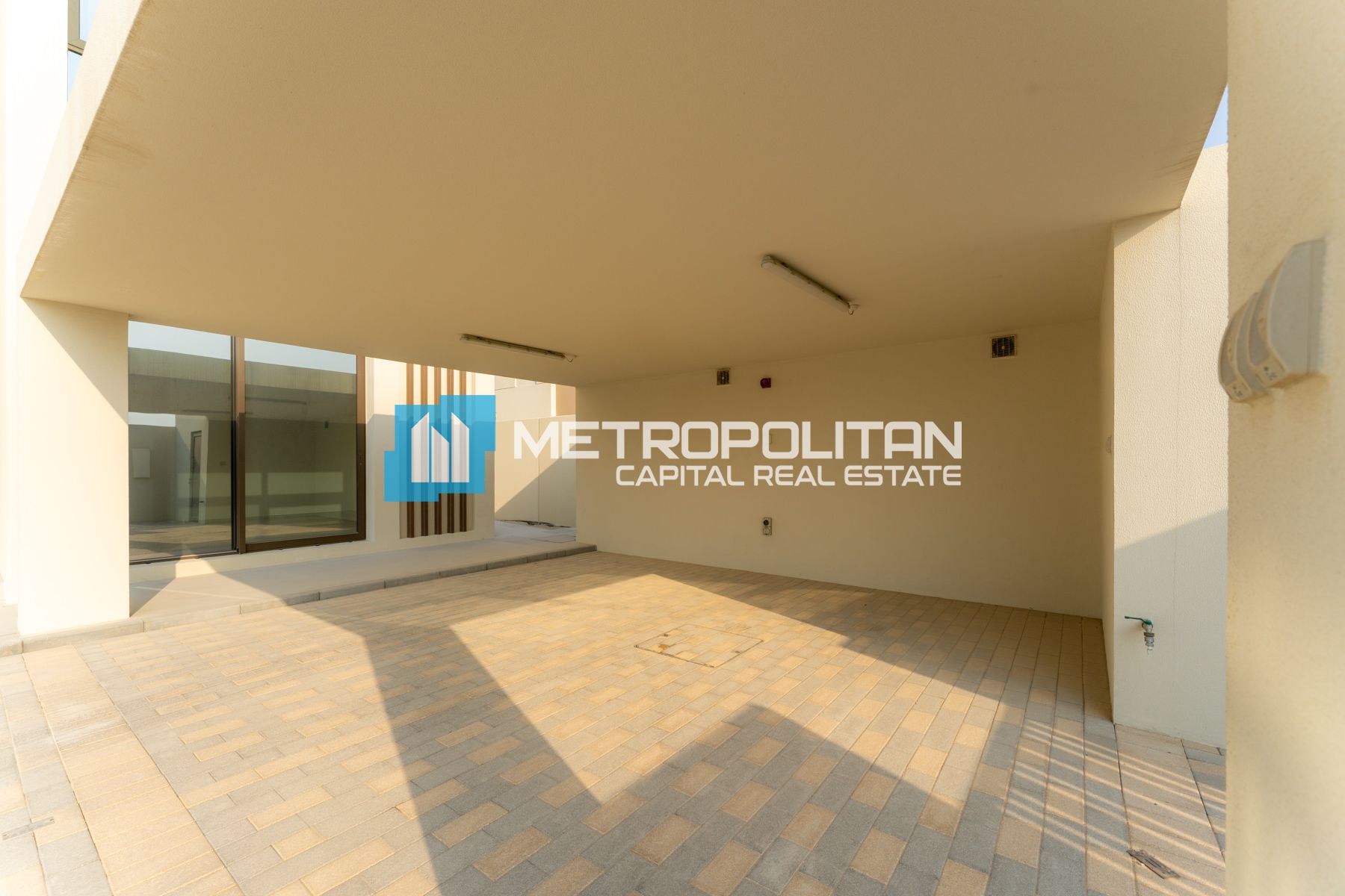 Brand New |Vacant 4BR |Single Row |Executive Type