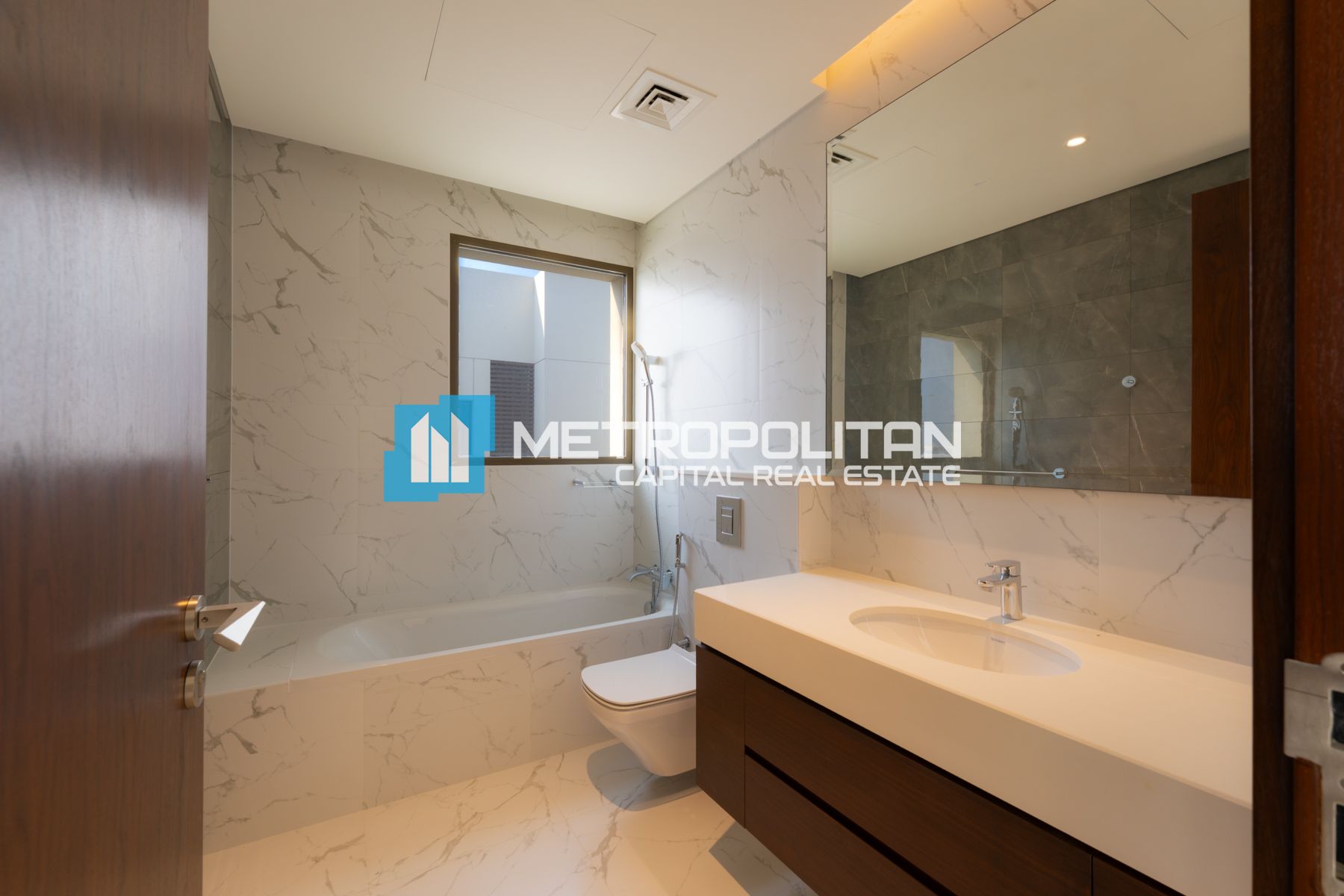 Brand New |Vacant 4BR |Single Row |Executive Type