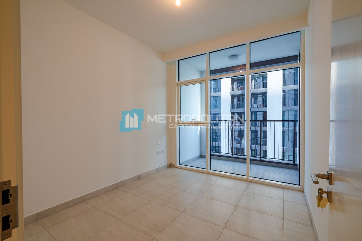Vacant Unit | Partial Canal View | High Floor
