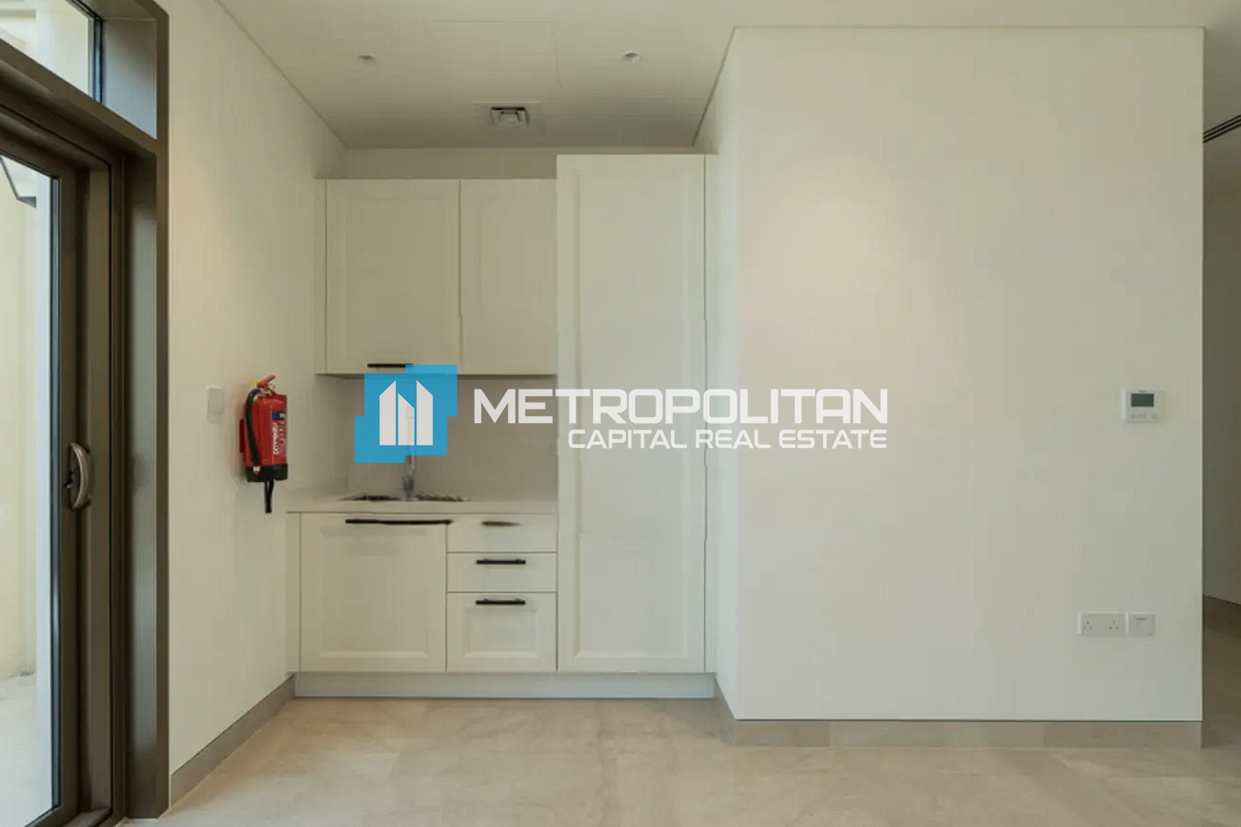 Corner | Vacant 5BR+M | Private Pool and Garden