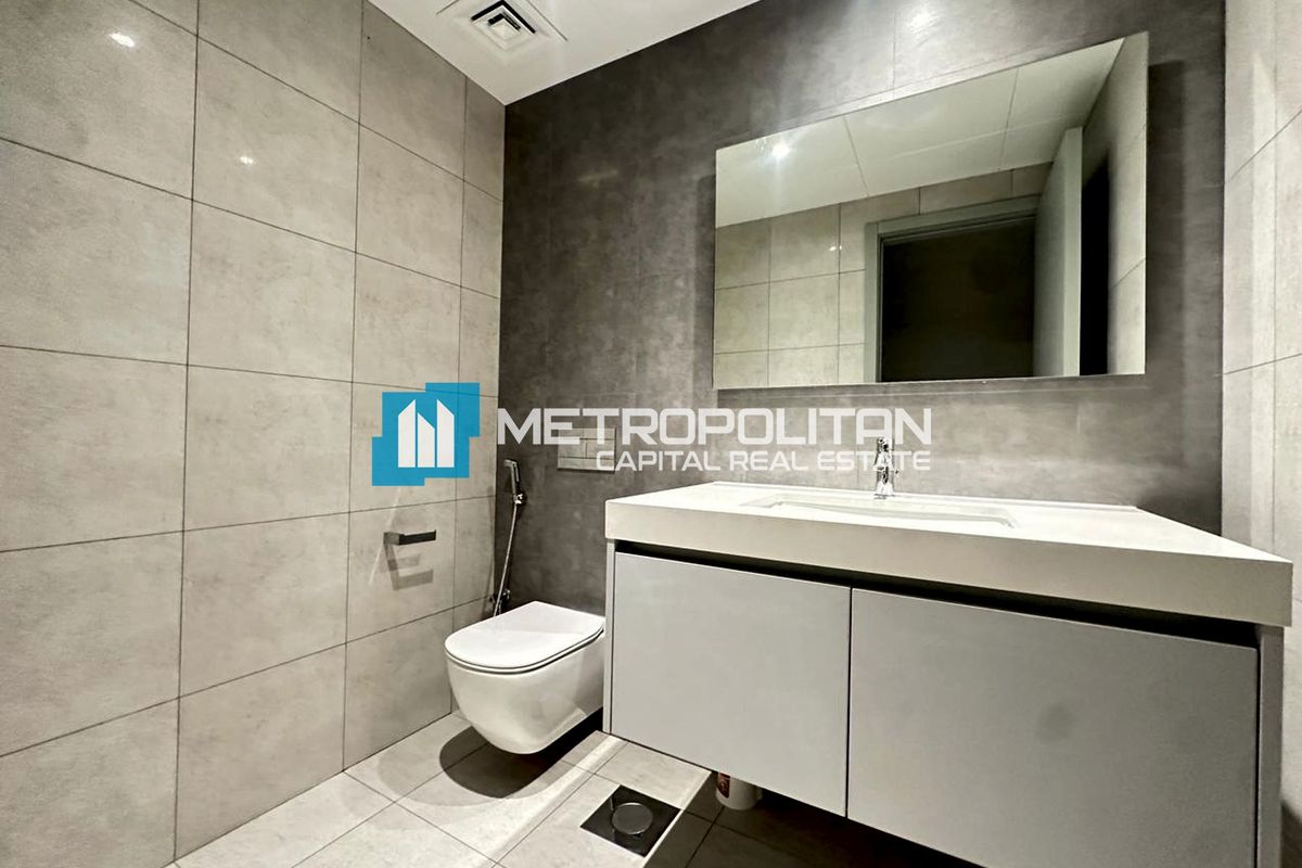 Canal View |Ready To Move 2BR |Balcony |Prime Area