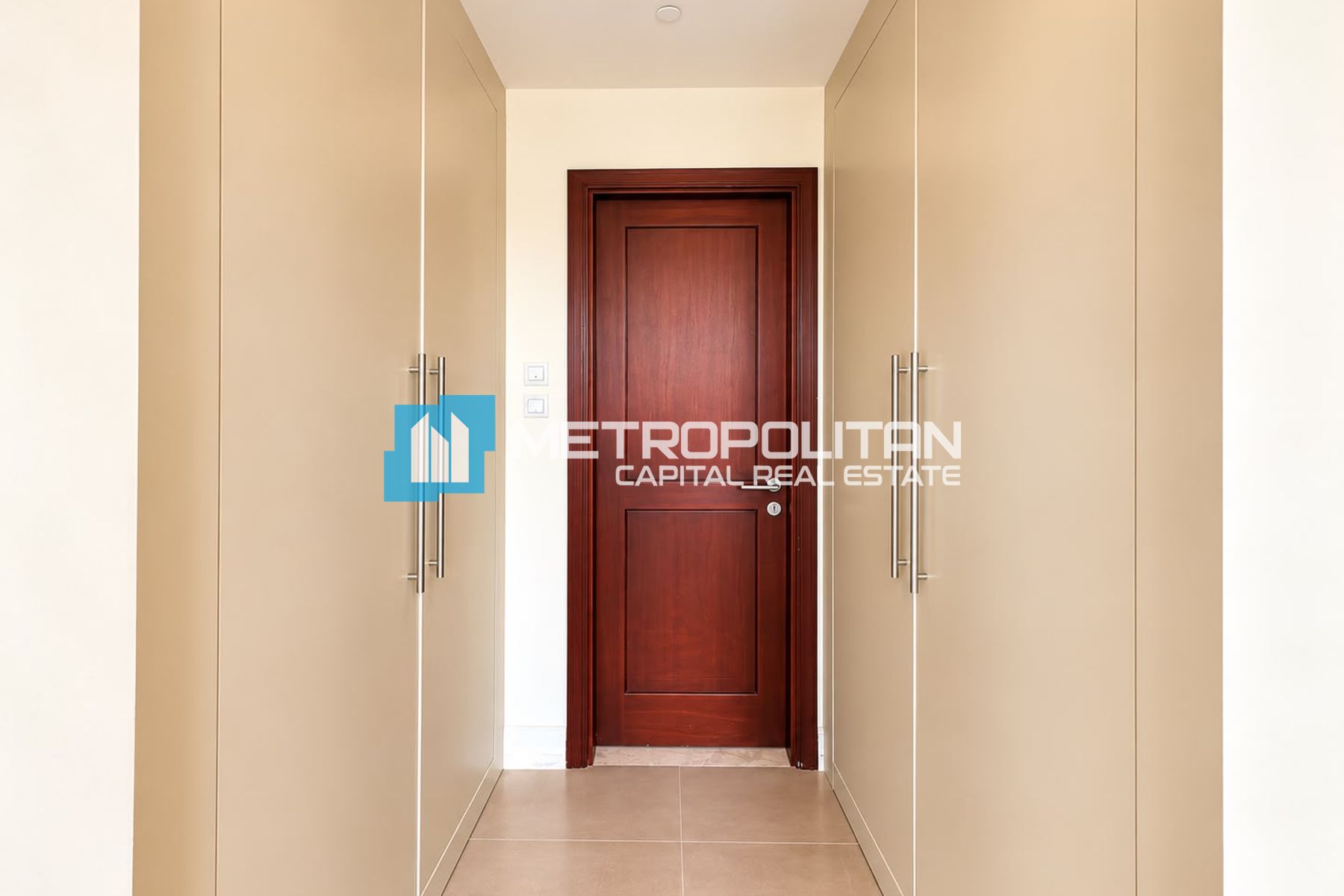 Huge 1BR w/Balcony | Ready To Move |Closed Kitchen