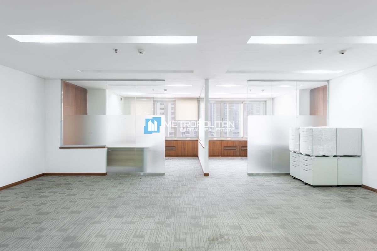 High Floor | 2 Bathrooms | High End Finishes