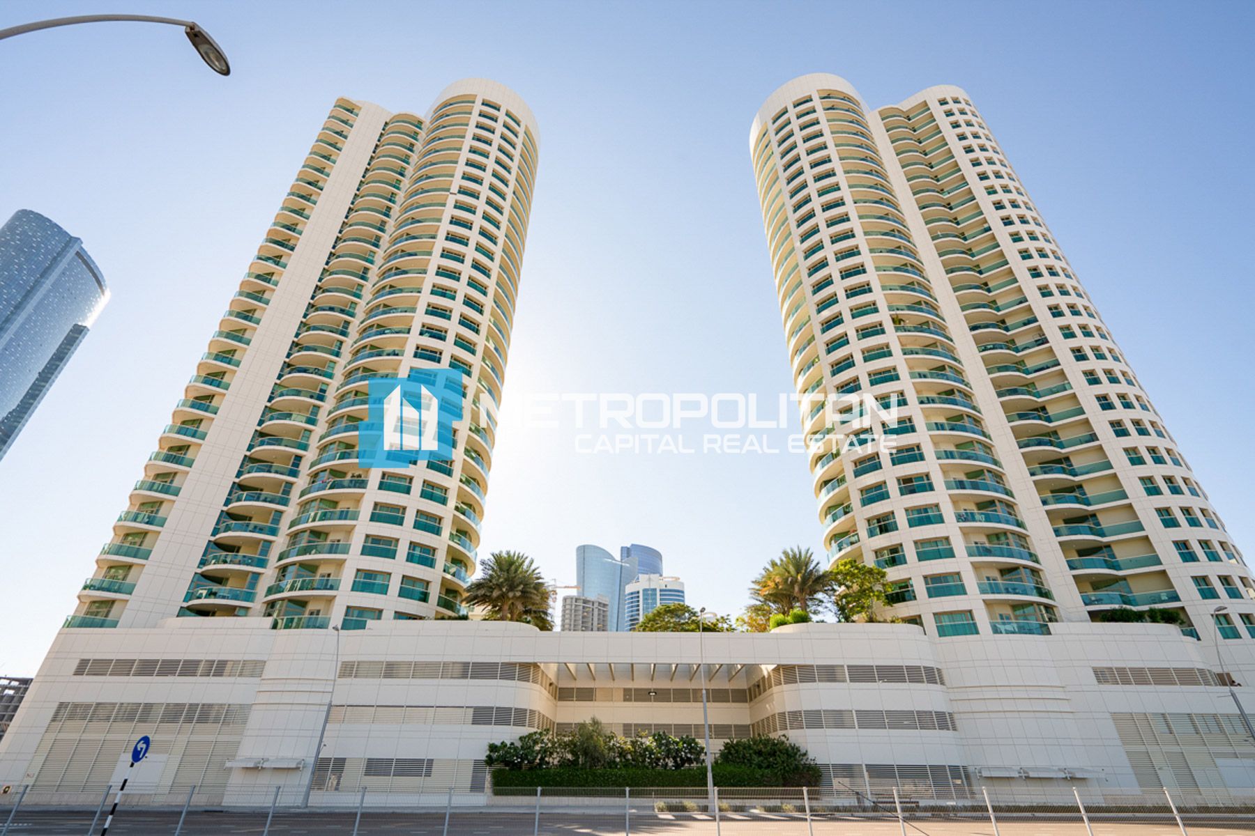 1BR Apartment for Rent in Beach Towers, Al Reem Island - MCR-8086