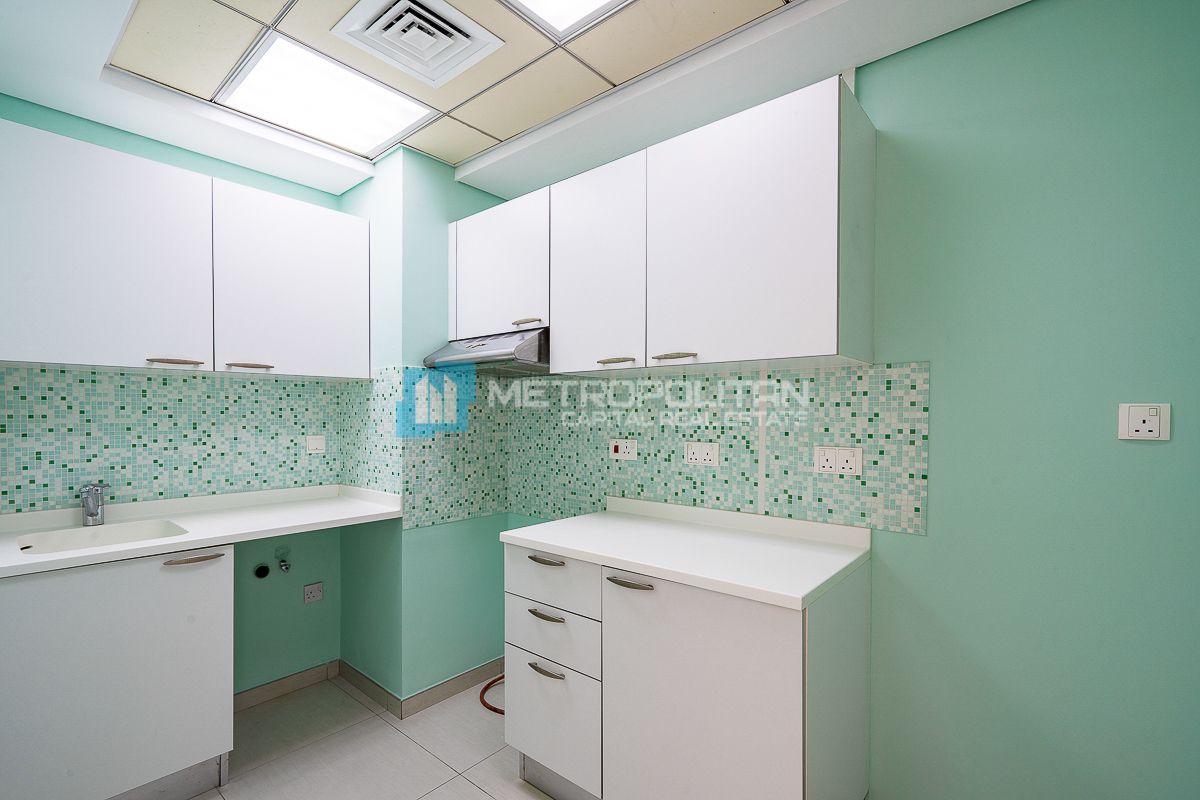 1 BR with Balcony | High Floor | Full Canal View