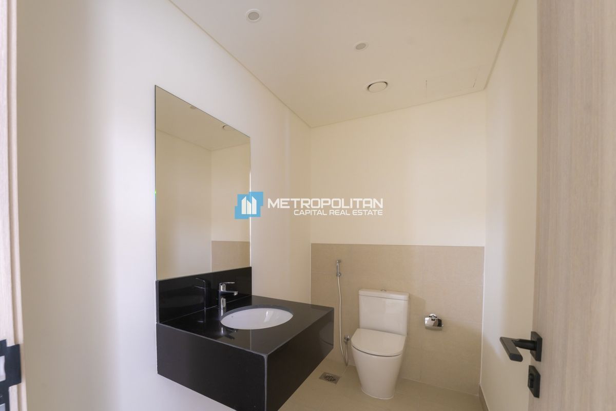 Stand Alone Villa| Ready to Move | Great Community
