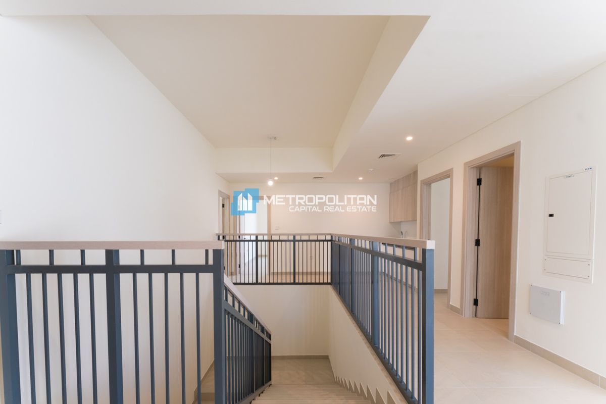 Stand Alone Villa| Ready to Move | Great Community