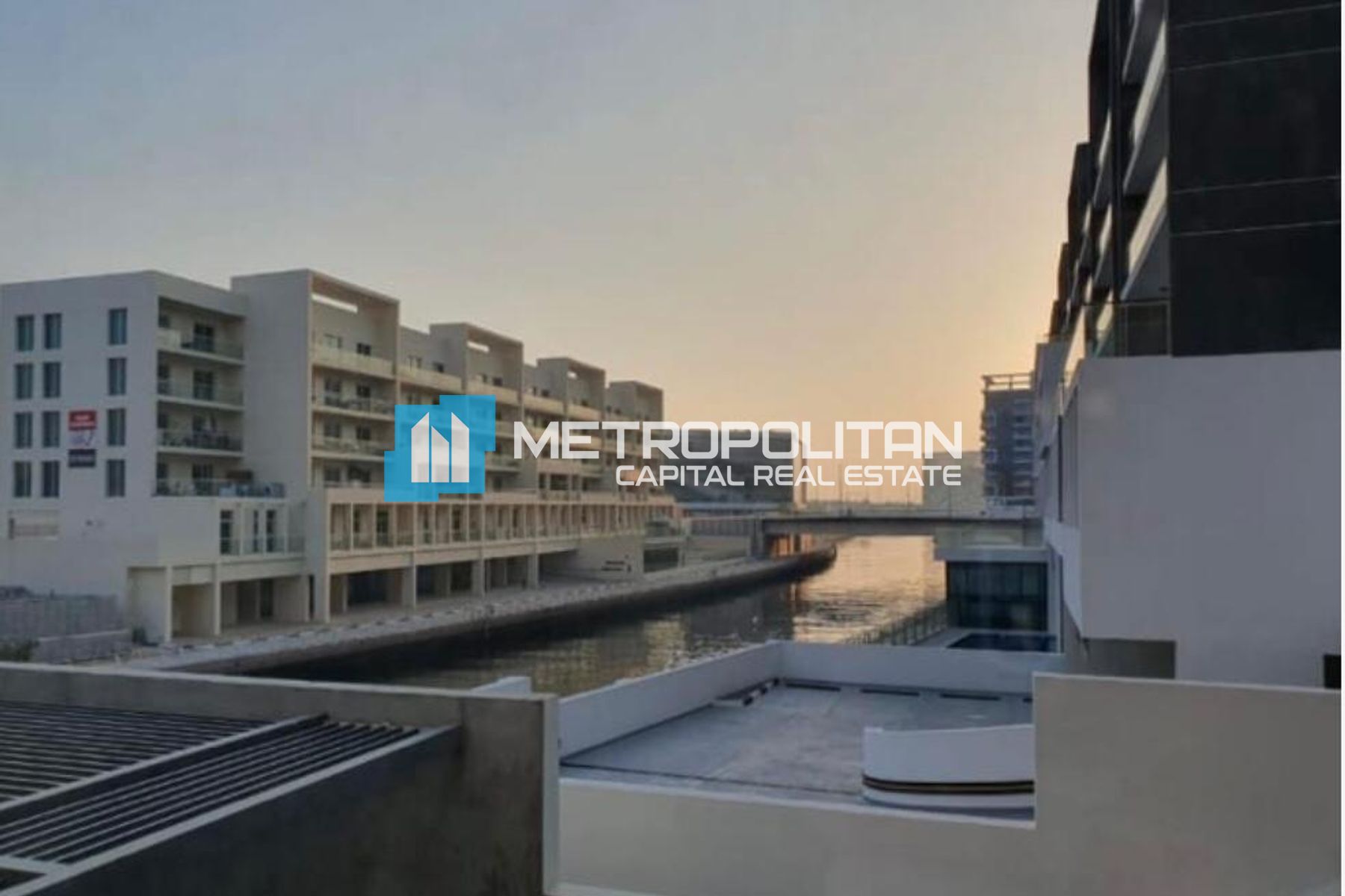 Fully Furnished | 1BR w/ Balcony | Canal View