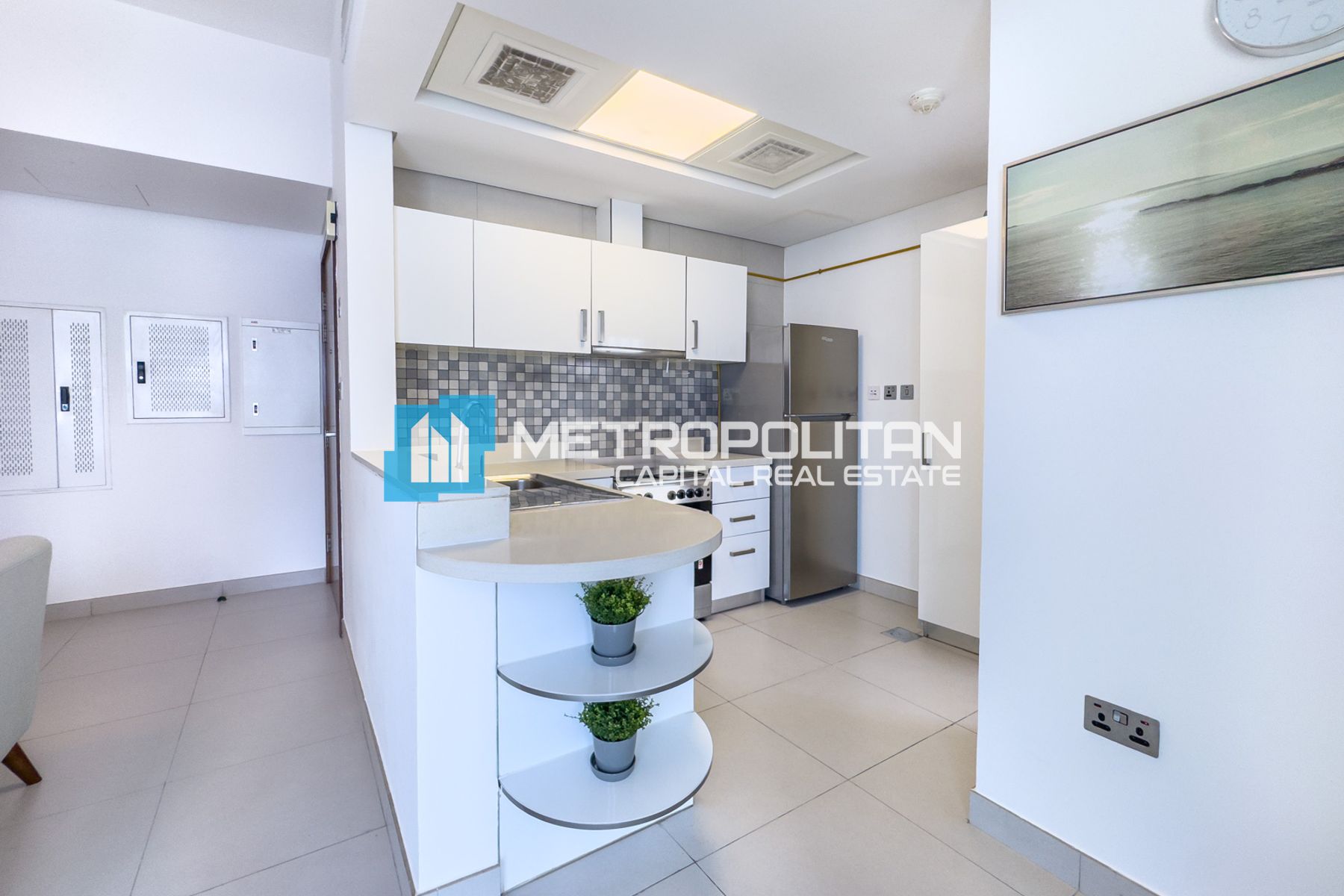 Fully Furnished 1BHK | Balcony + Storage