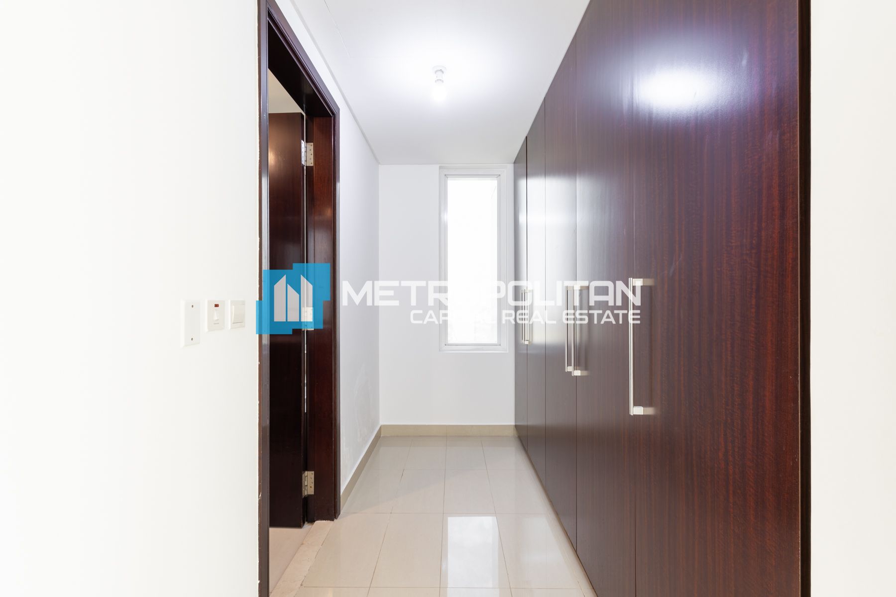 4BR Apartment for Rent in Al Durrah Tower, Al Reem Island - MCR-8109