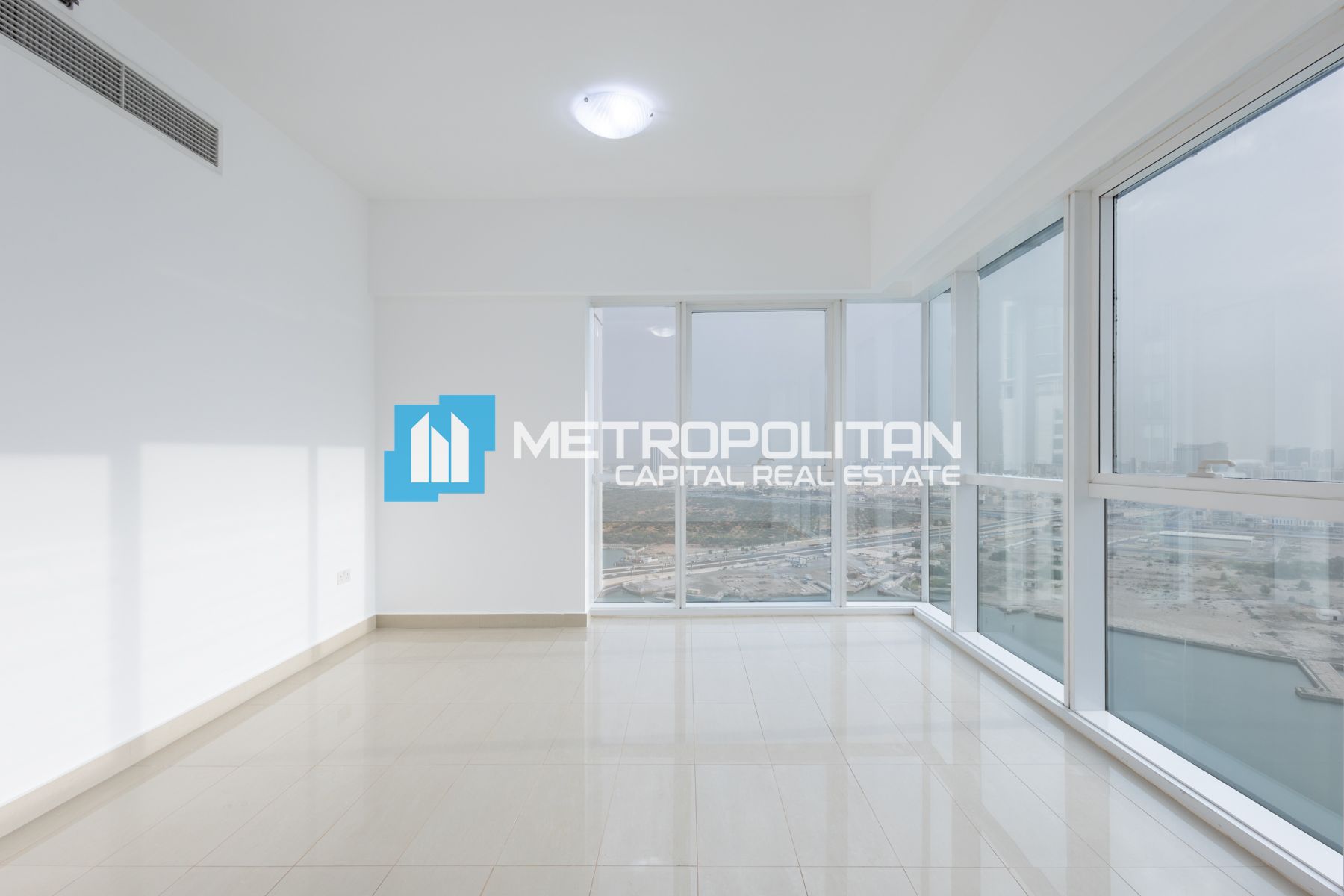 2+2 BHK | High Floor Vacant | 3 Cheques| Spacious