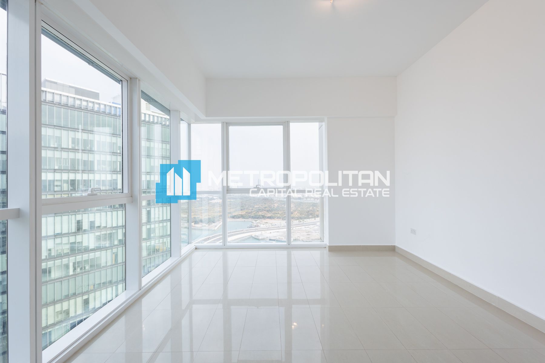 2+2 BHK | High Floor Vacant | 3 Cheques| Spacious