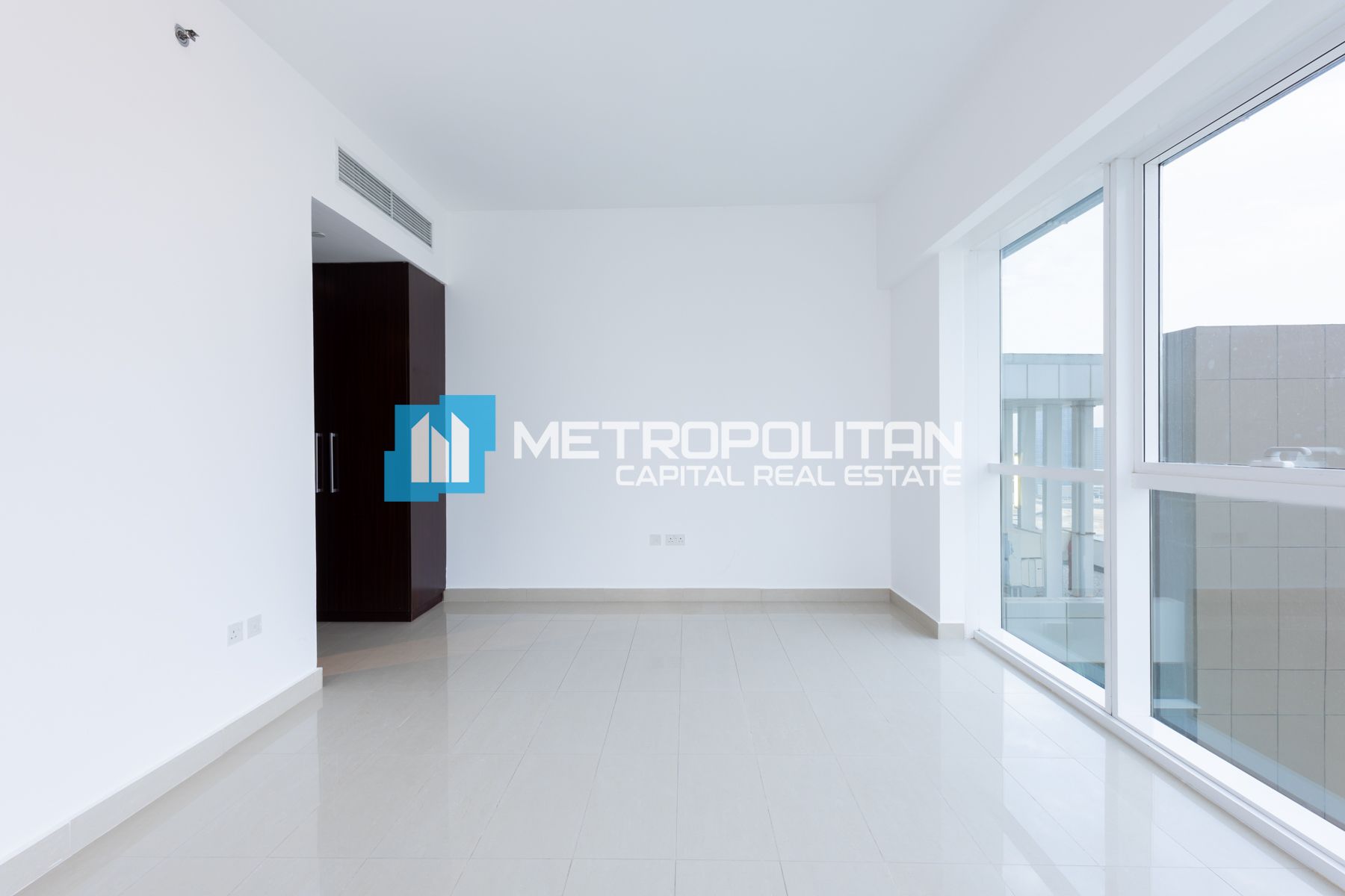 2+2 BHK | High Floor Vacant | 3 Cheques| Spacious