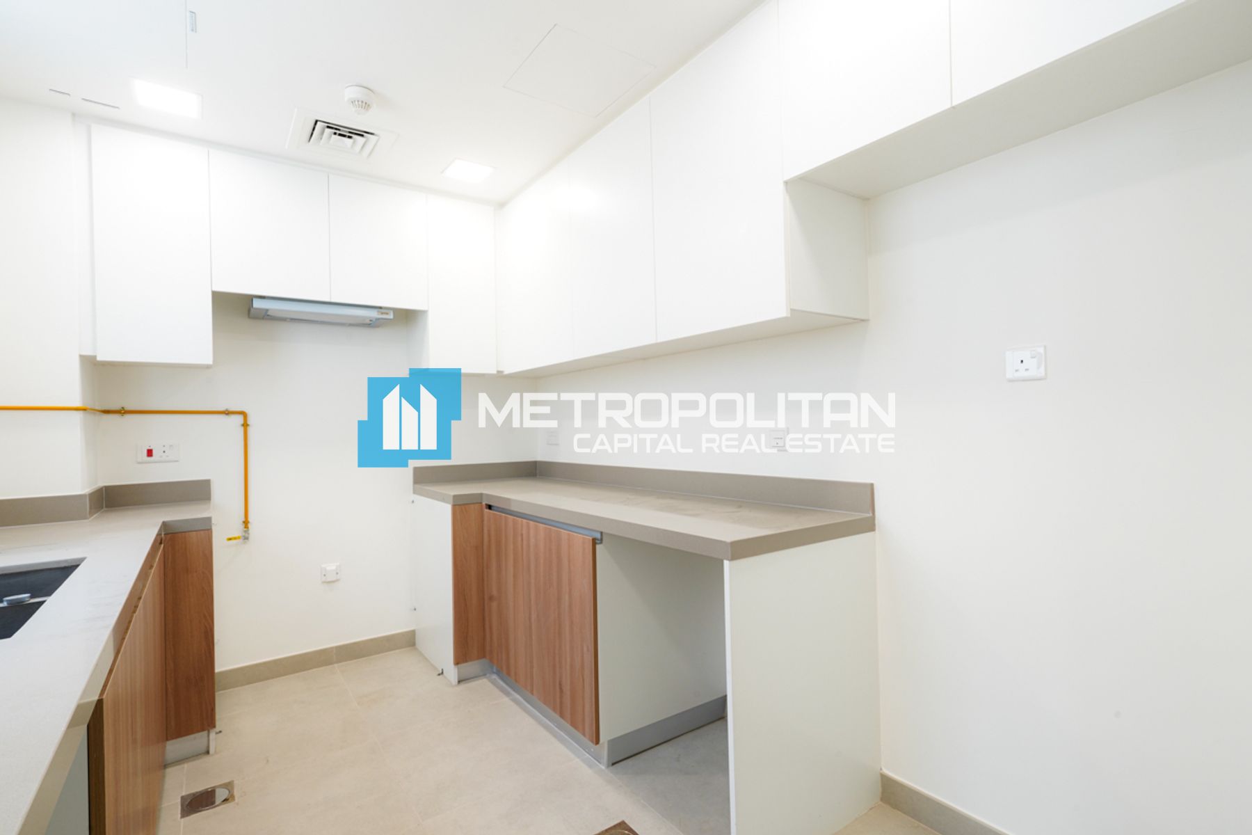 Corner Unit | Vacant 2BR+Maids | Well Maintained