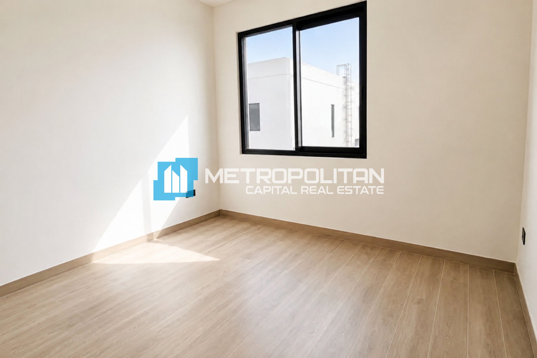 Corner 4BR | Near Amenities | Spacious Garden