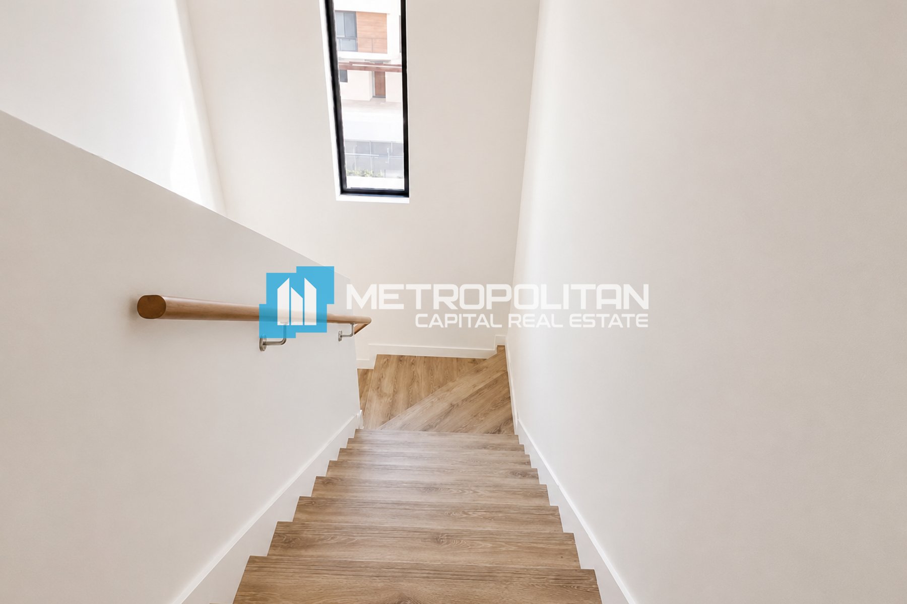 Corner 4BR | Near Amenities | Spacious Garden