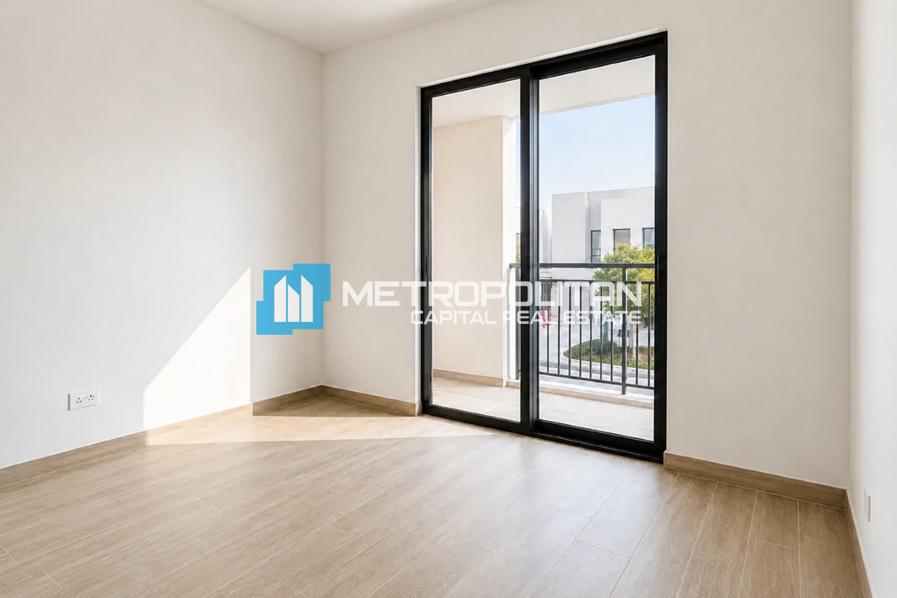 Corner 4BR | Near Amenities | Spacious Garden