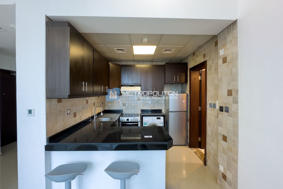 Canal and  City View | High Floor | Modern Studio