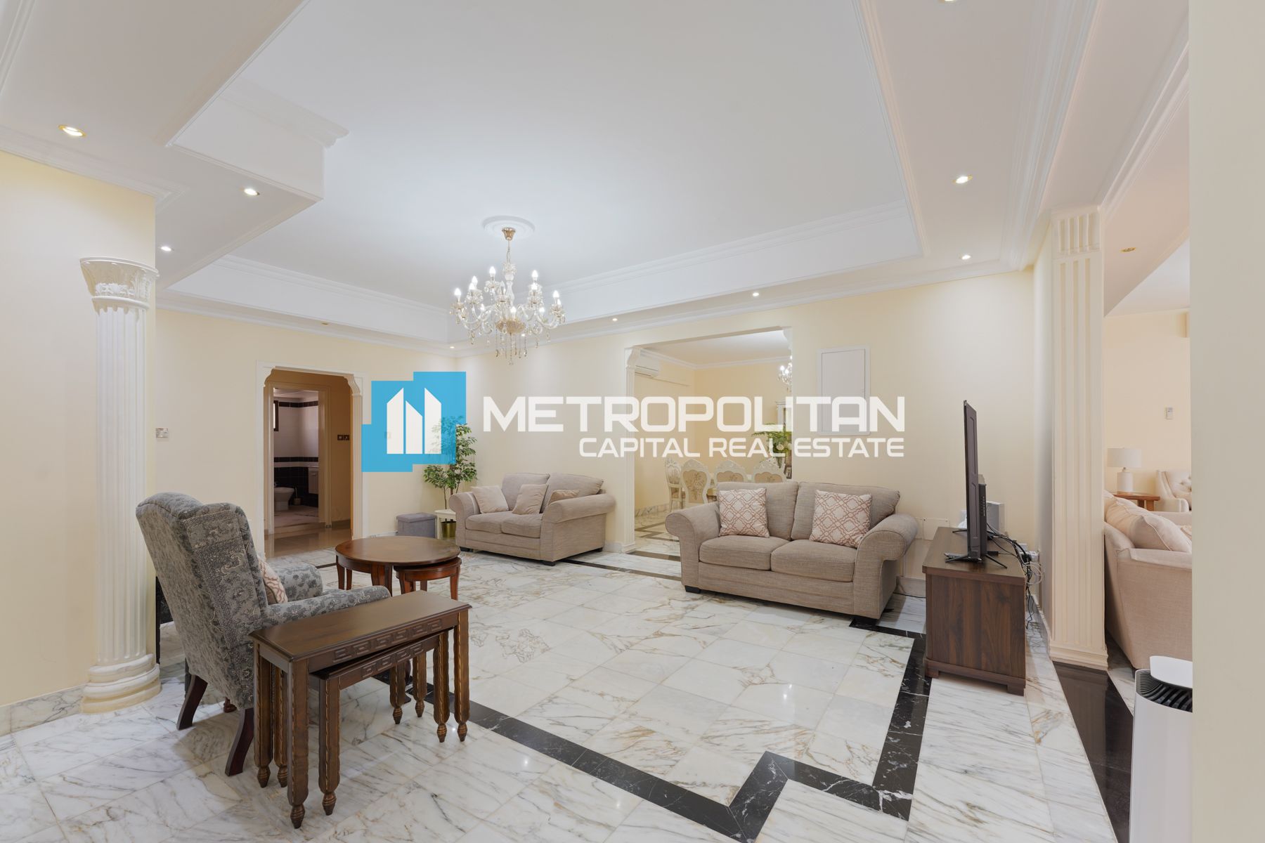 Prime Location | Commercial Villa | 5 BR w/ Maids