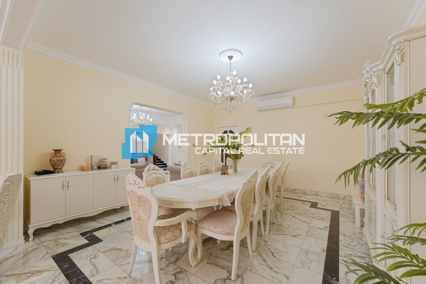 Prime Location | Commercial Villa | 5 BR w/ Maids