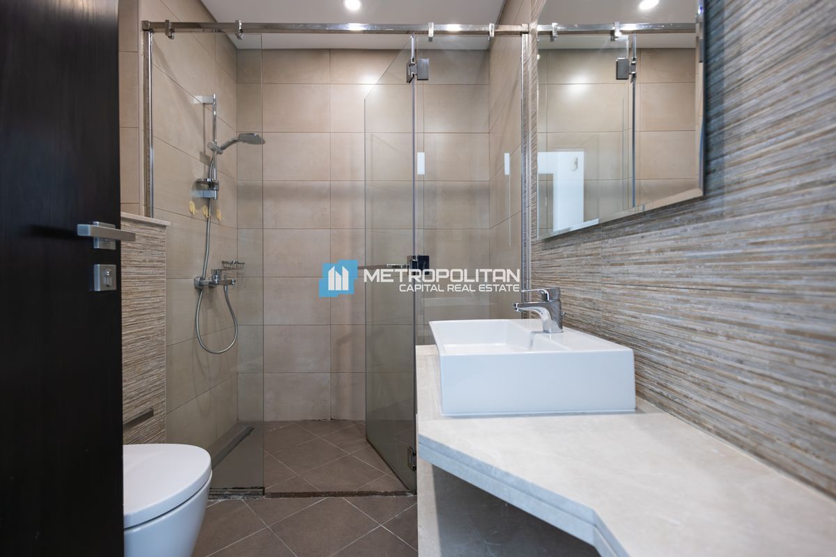 High Floor 1BR w/ Balcony | Sea View | Upcoming