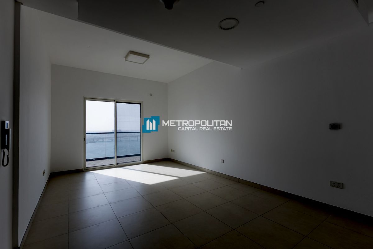 High Floor 1BR w/ Balcony | Sea View | Upcoming
