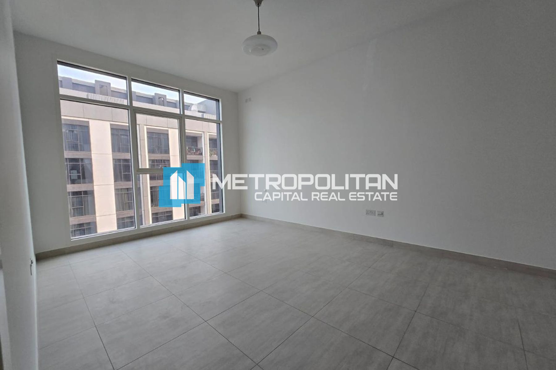 2BHK Corner Unit | Ready to Move | High Floor