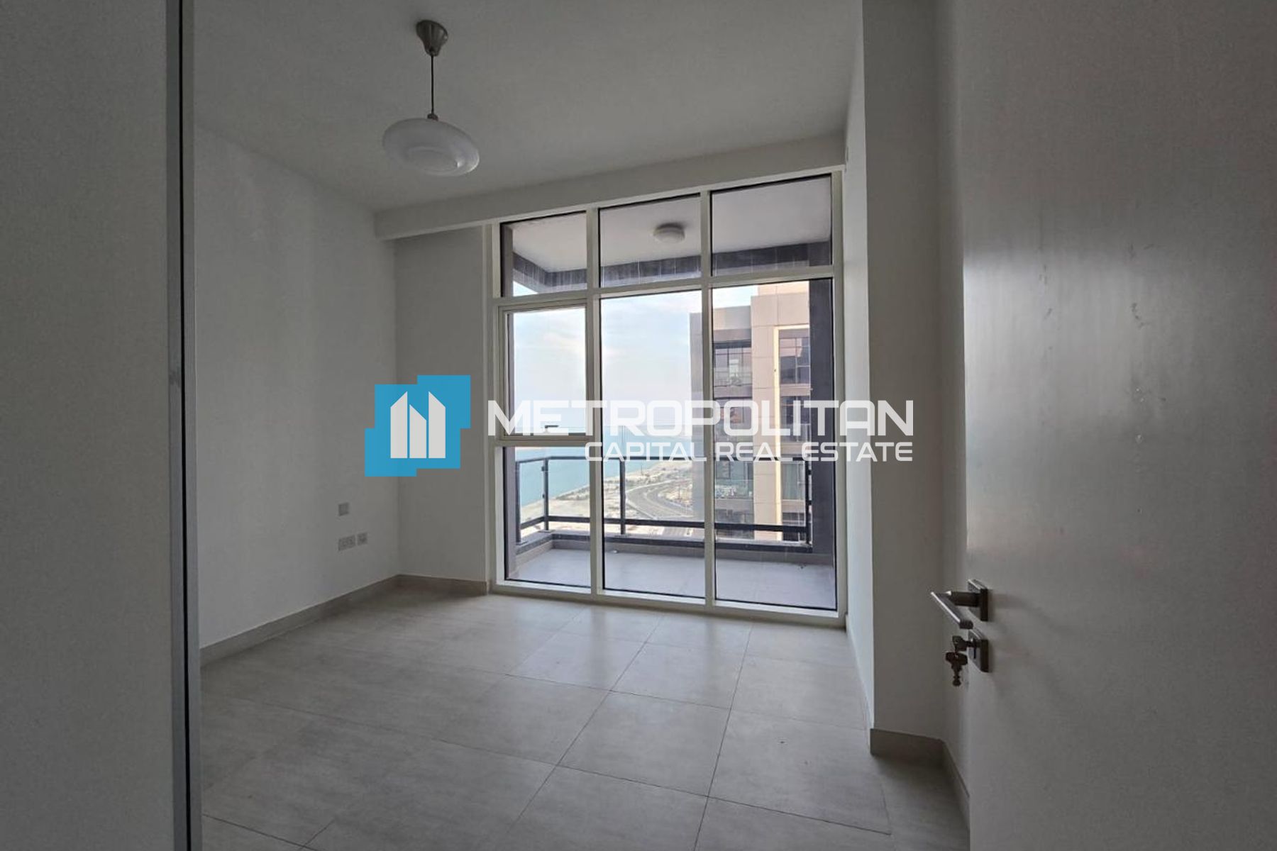 2BHK Corner Unit | Ready to Move | High Floor