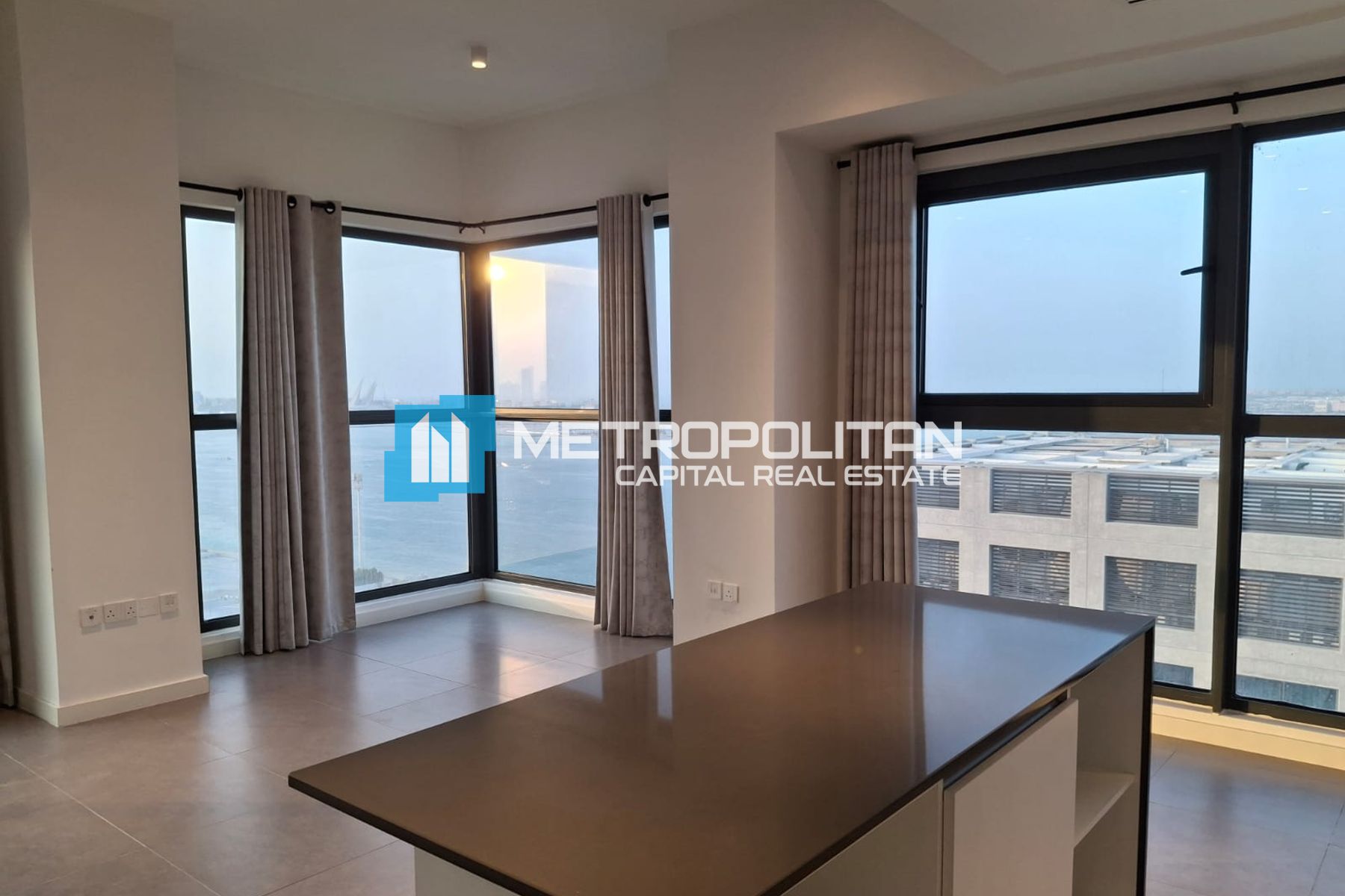 High Floor | Ready to Move 1BR | Beach Access