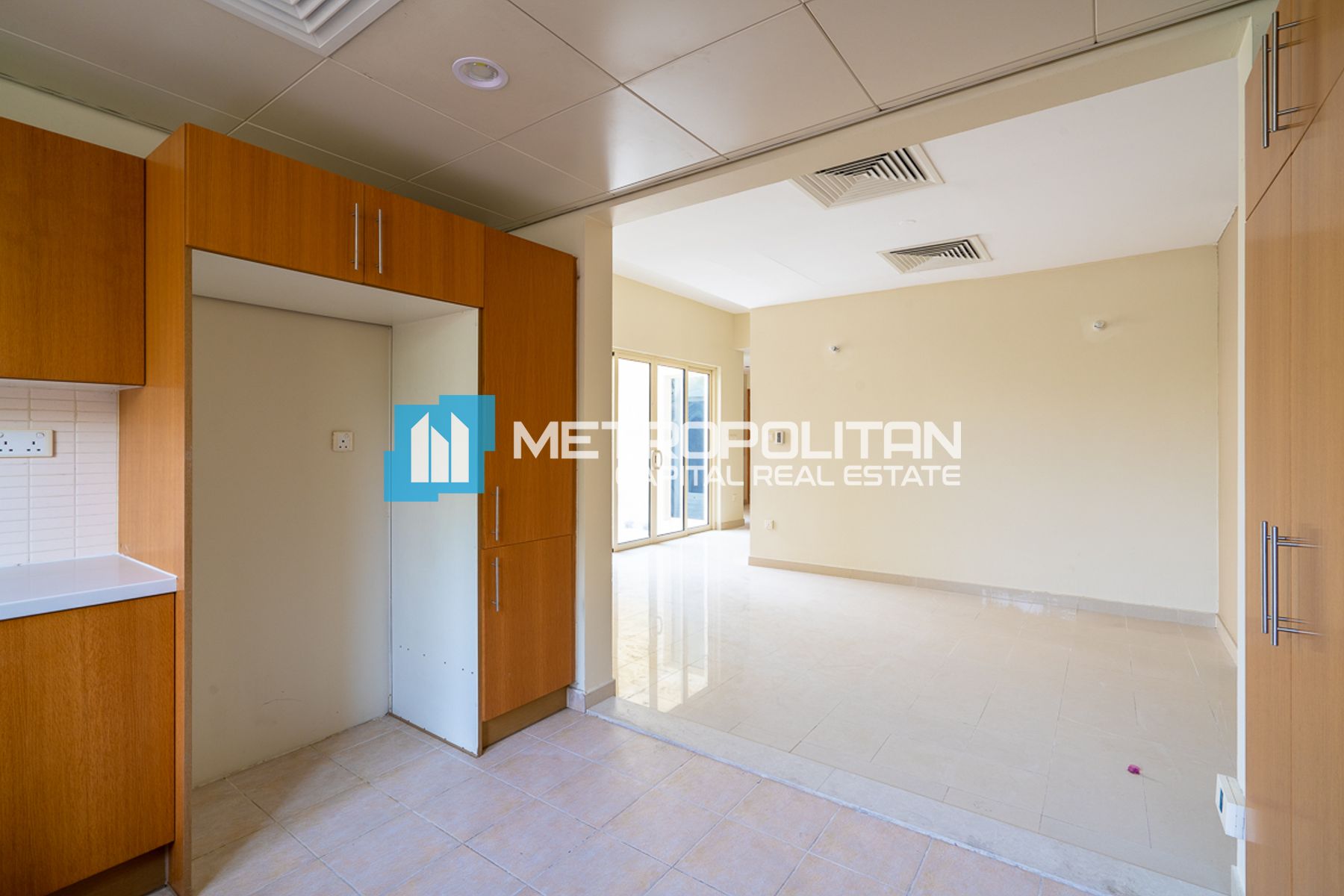 4BR Villa for Rent in Ain Al Maha, Al Jubail Island - MCR-8194