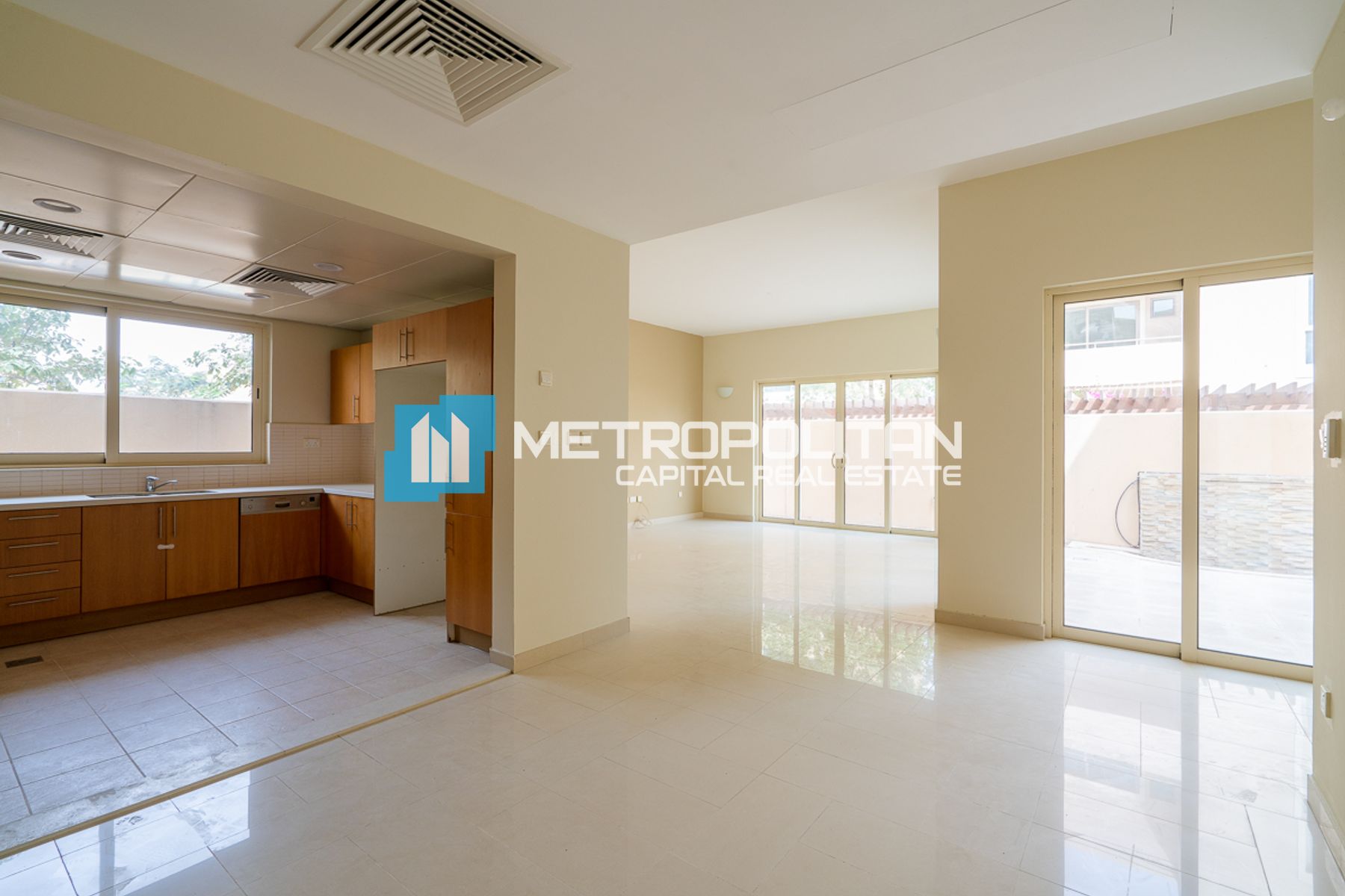 Single Row 4BR | Next to Corner | Ready to Move