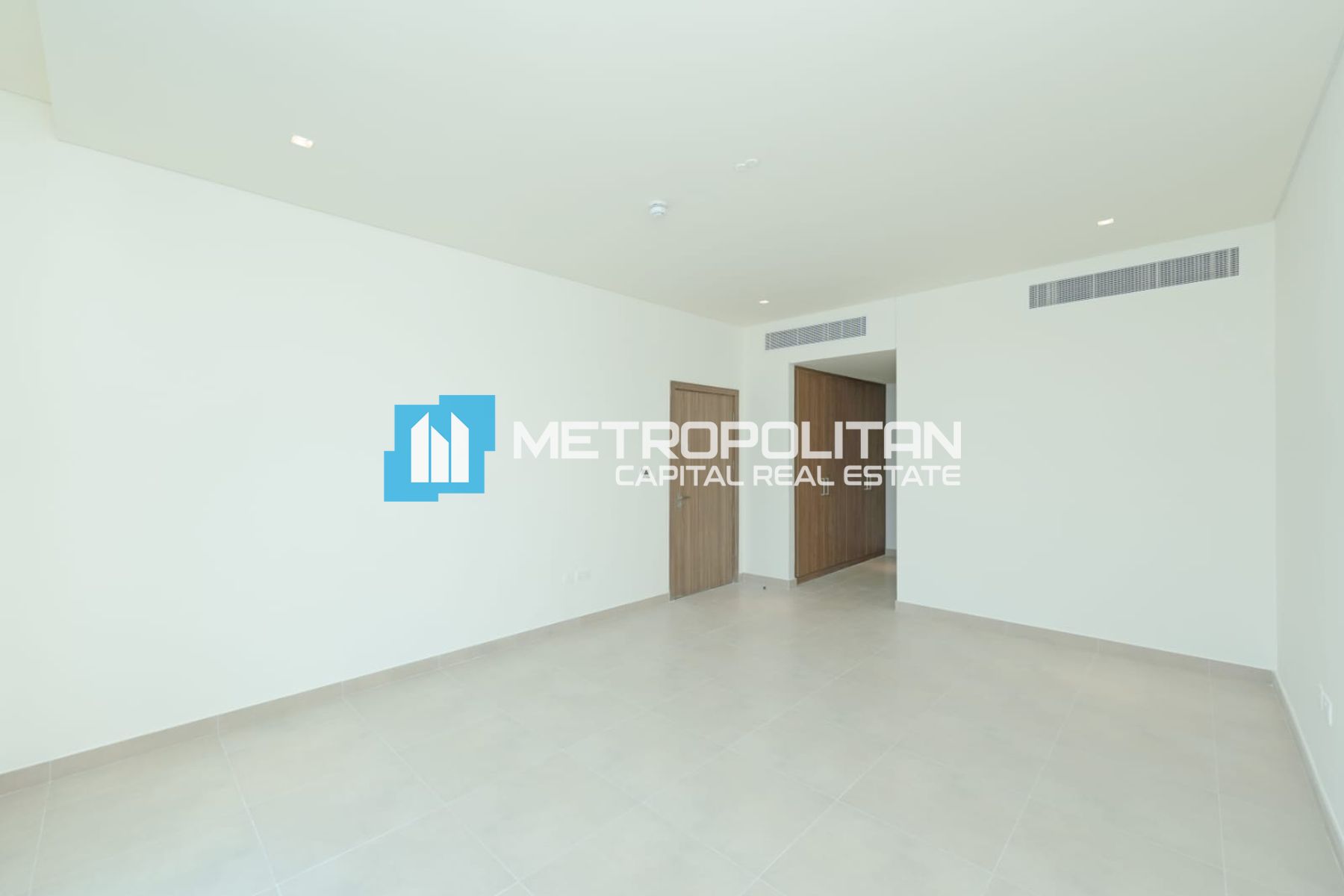Single Row Corner | Close to Pool and Golf Course