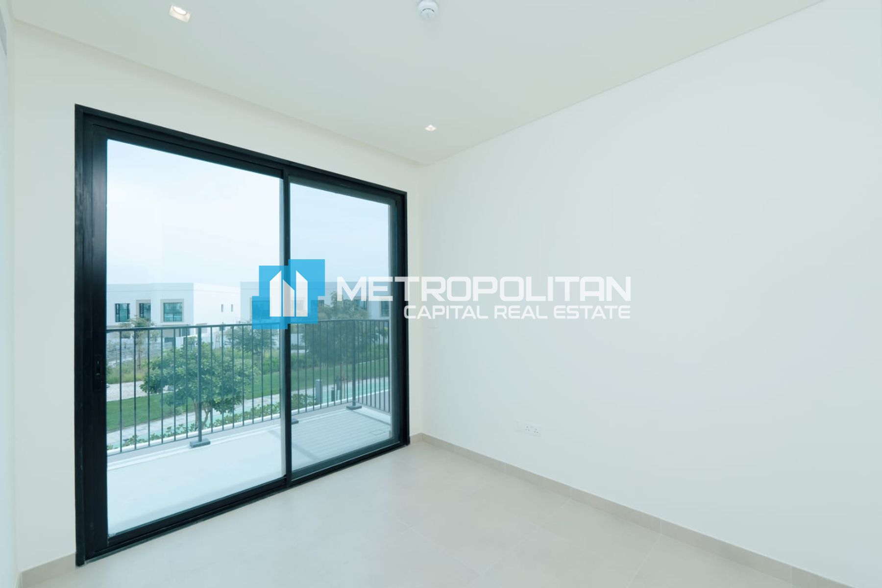 Single Row Corner | Close to Pool and Golf Course