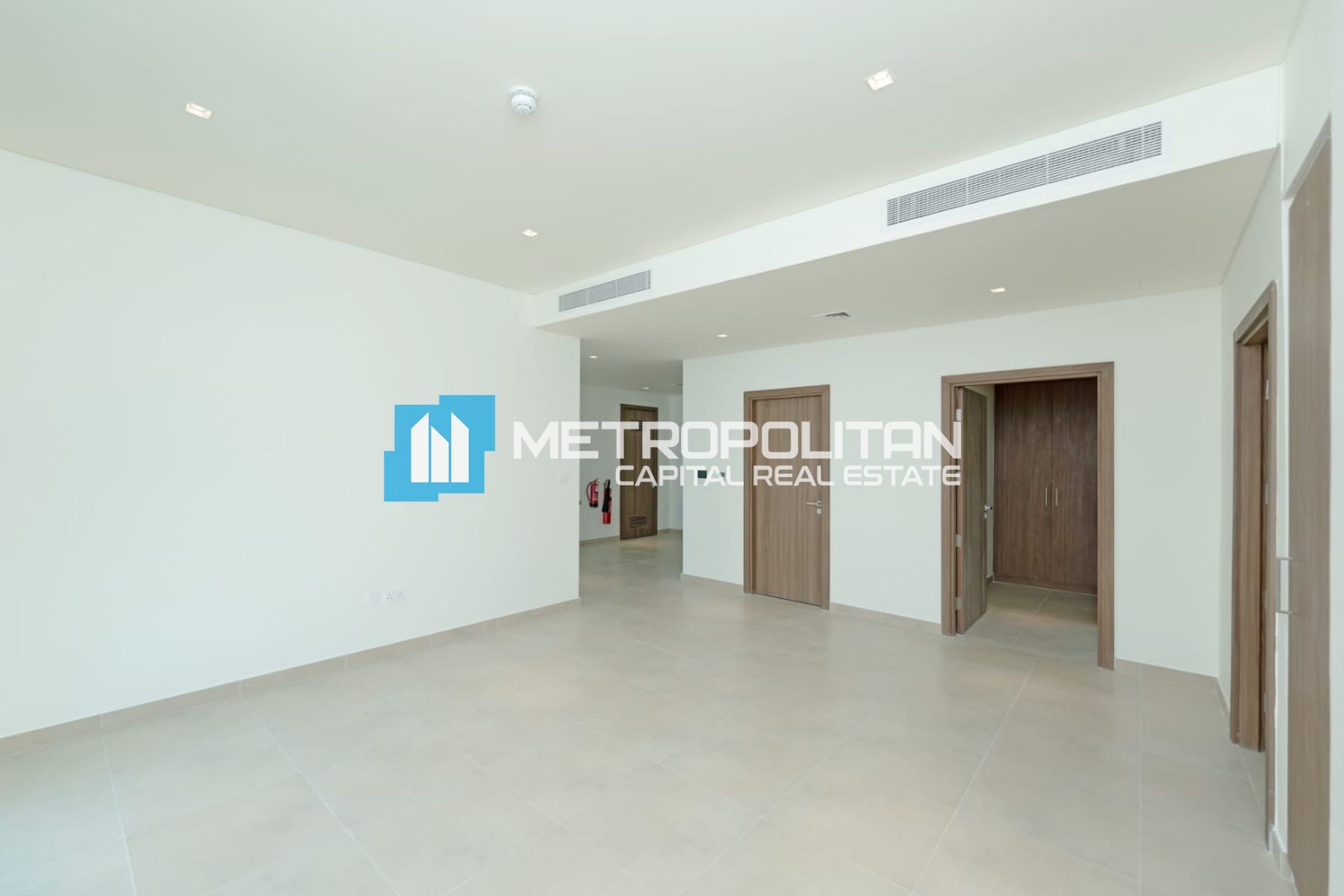 Single Row Corner | Close to Pool and Golf Course