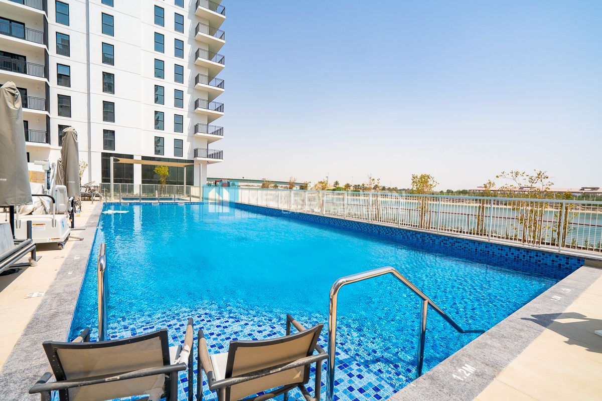 High Floor 2BR | Vacant | Prime Location