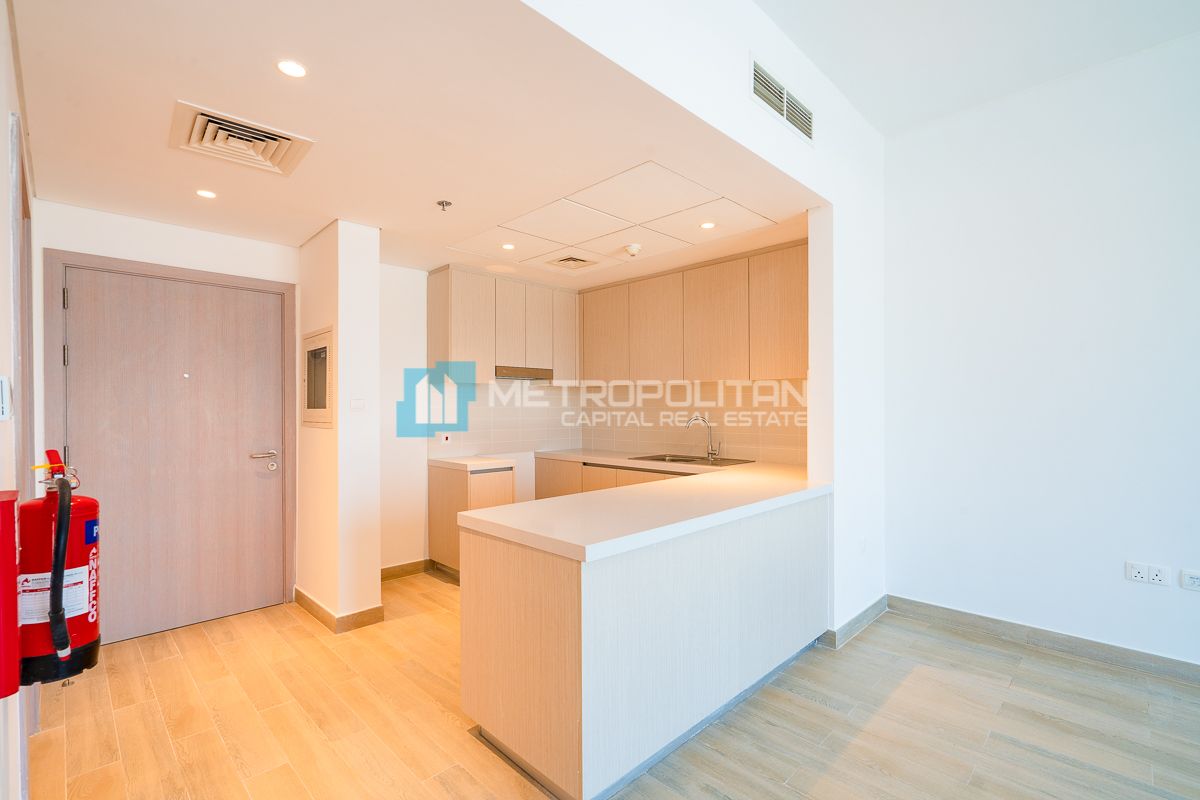 High Floor 2BR | Vacant | Prime Location