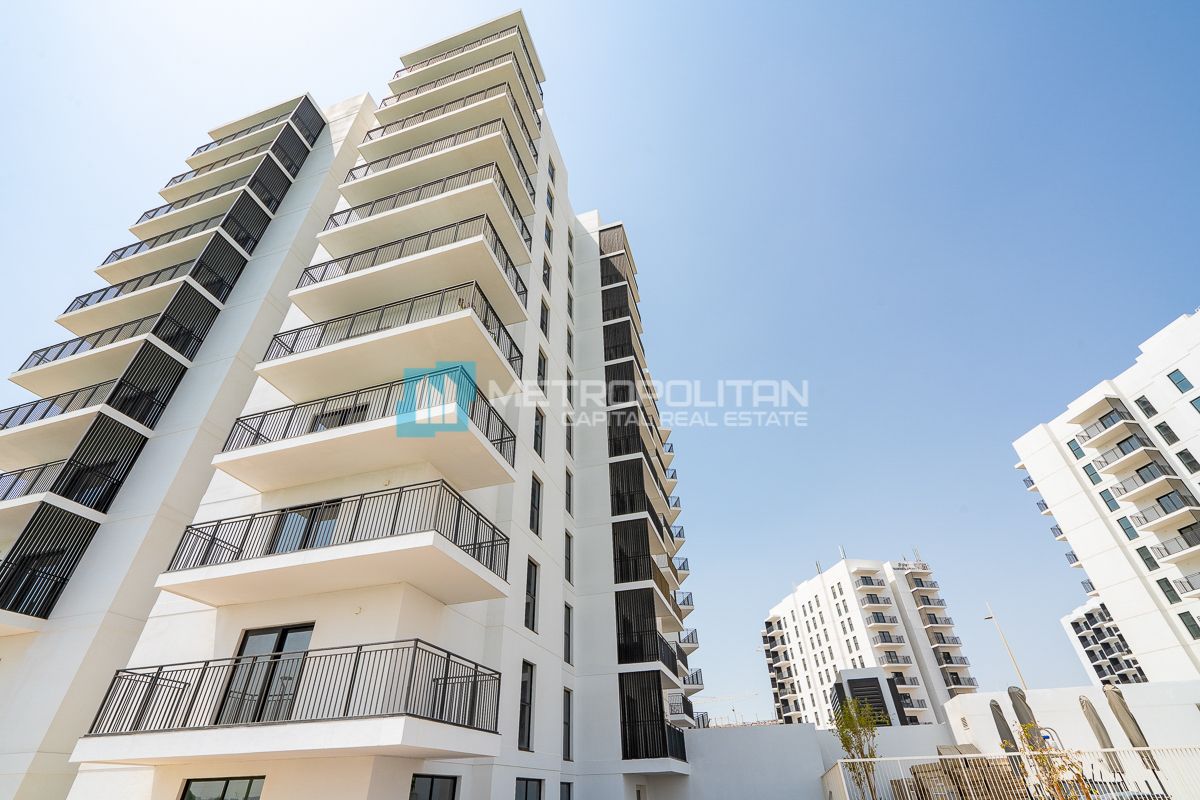 2BR Apartment for Rent in Waters Edge, Yas Island - MCR-8207