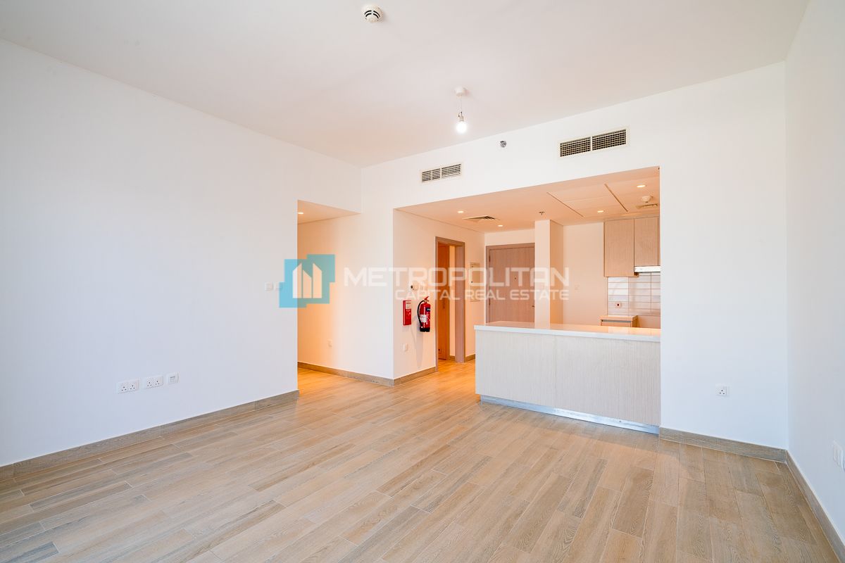 2BR Apartment for Rent in Waters Edge, Yas Island - MCR-8207