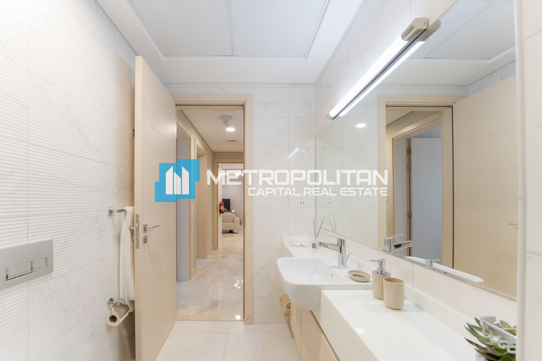 2BHK | High Floor | Sea View | Ready to Move