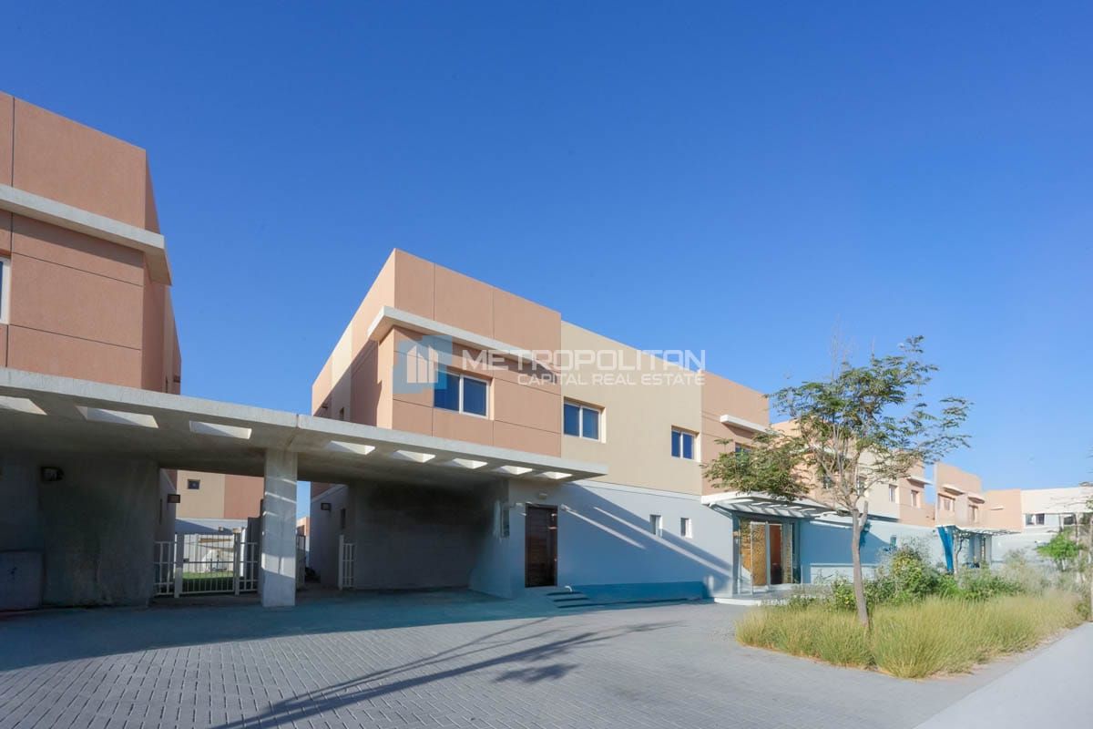 3BR Townhouse for Rent in Manazel Al Reef 2, Al Samha - MCR-8209