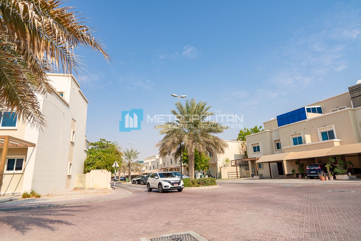 3BR Townhouse for Rent in Manazel Al Reef 2, Al Samha - MCR-8209